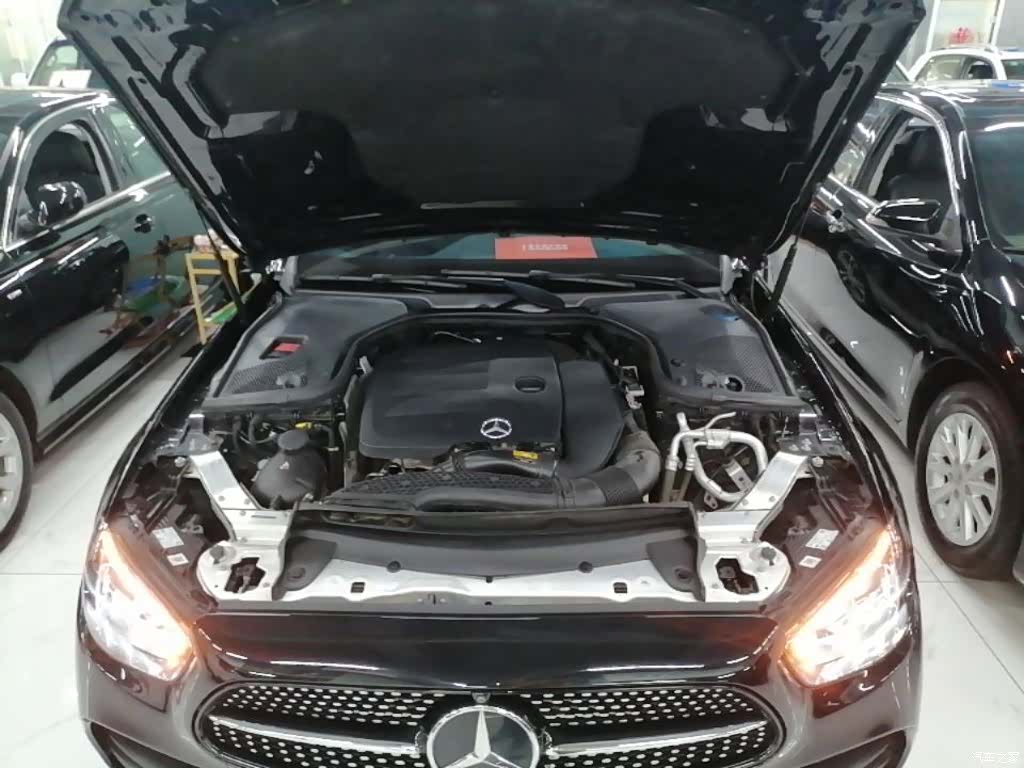 Mercedes-Benz E-Class, 2022 20