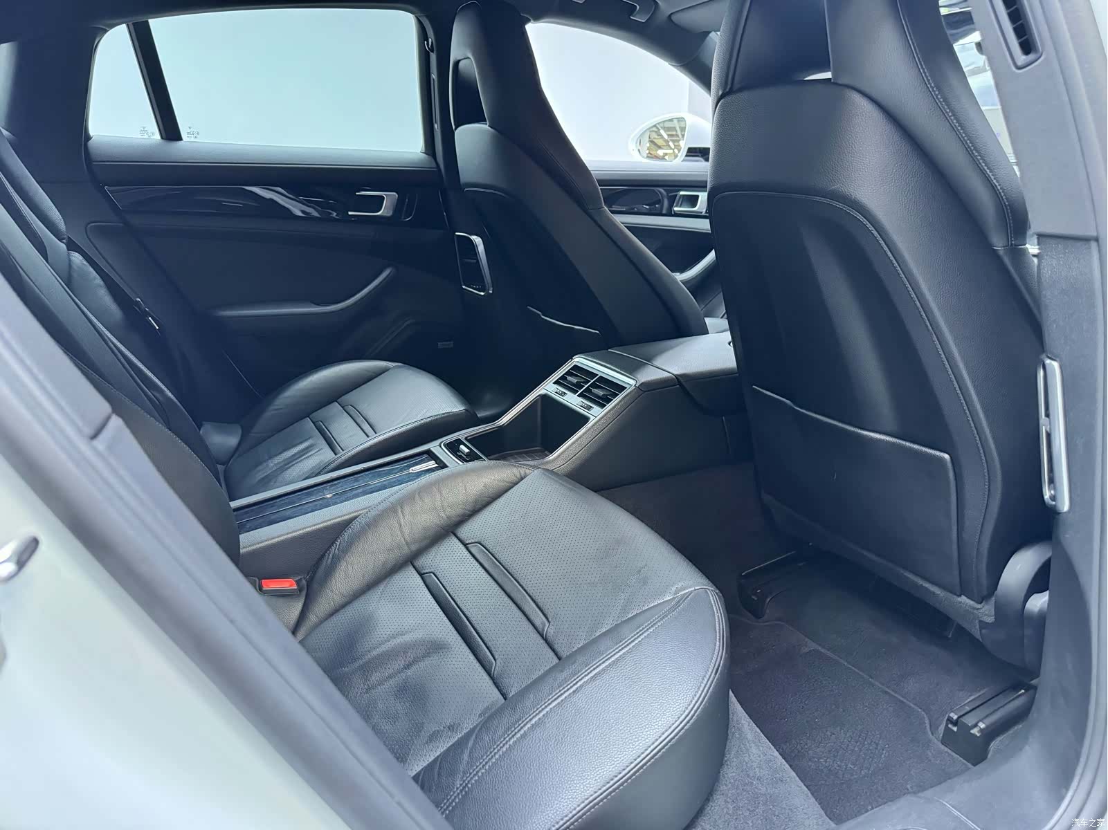 Porsche Panamera, 2017 4