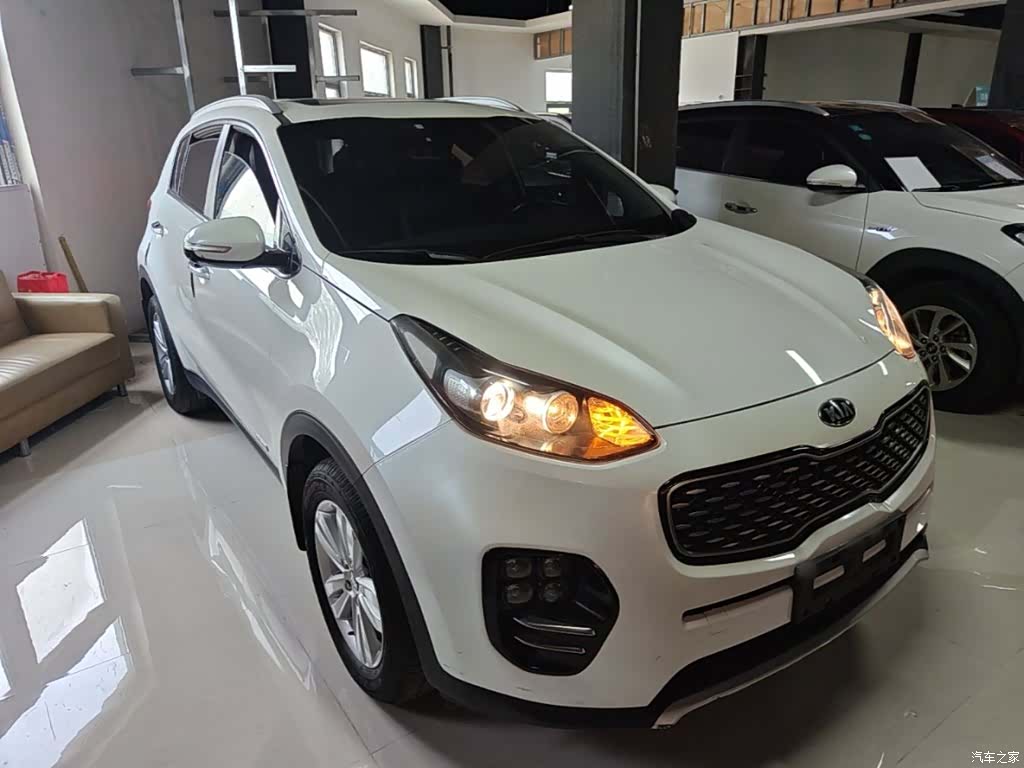 Kia KX5, 2016 4