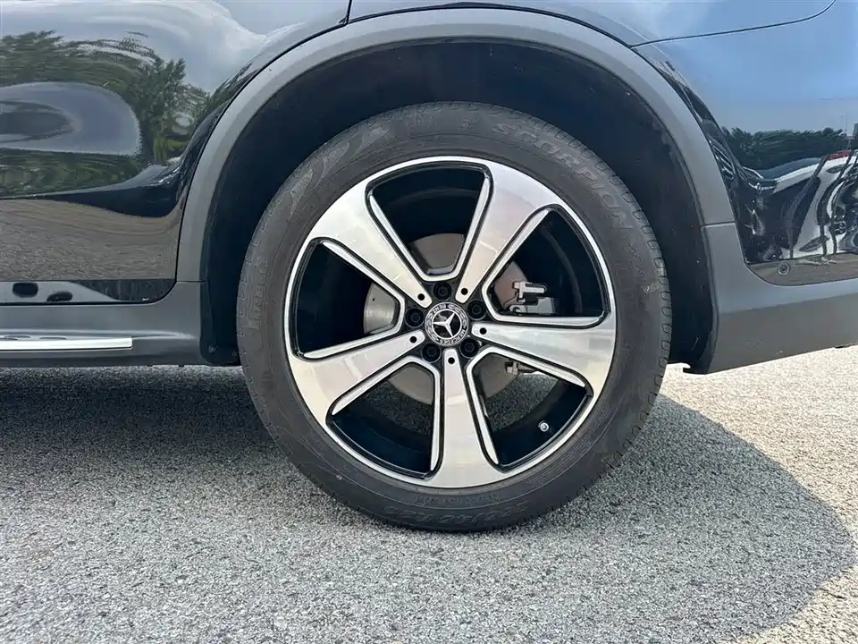 Mercedes-Benz GLC Mercedes-Benz GLC