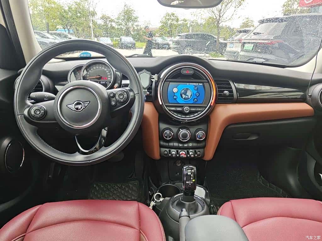 Mini ONE, 2020 8