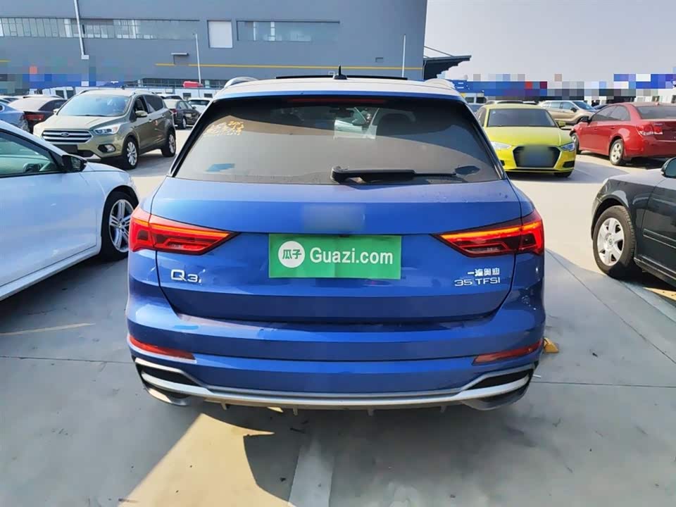 Audi Q3
