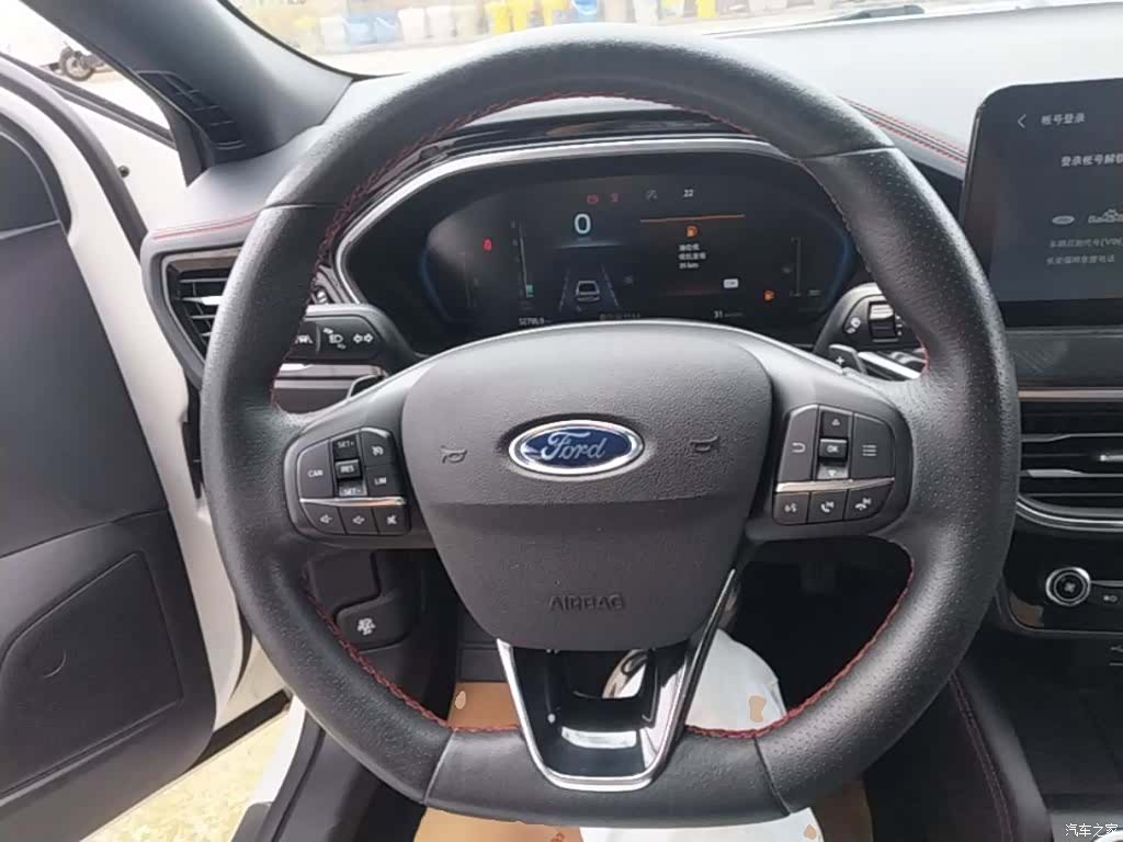 Ford Focus, 2023 11