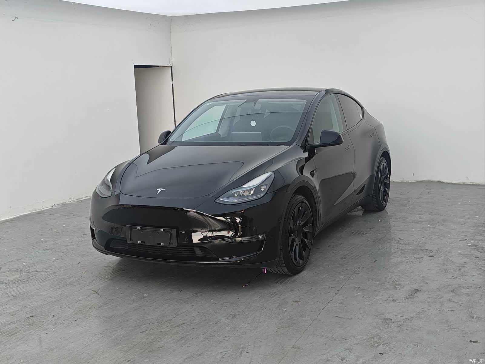Tesla Model Y, 2022 1