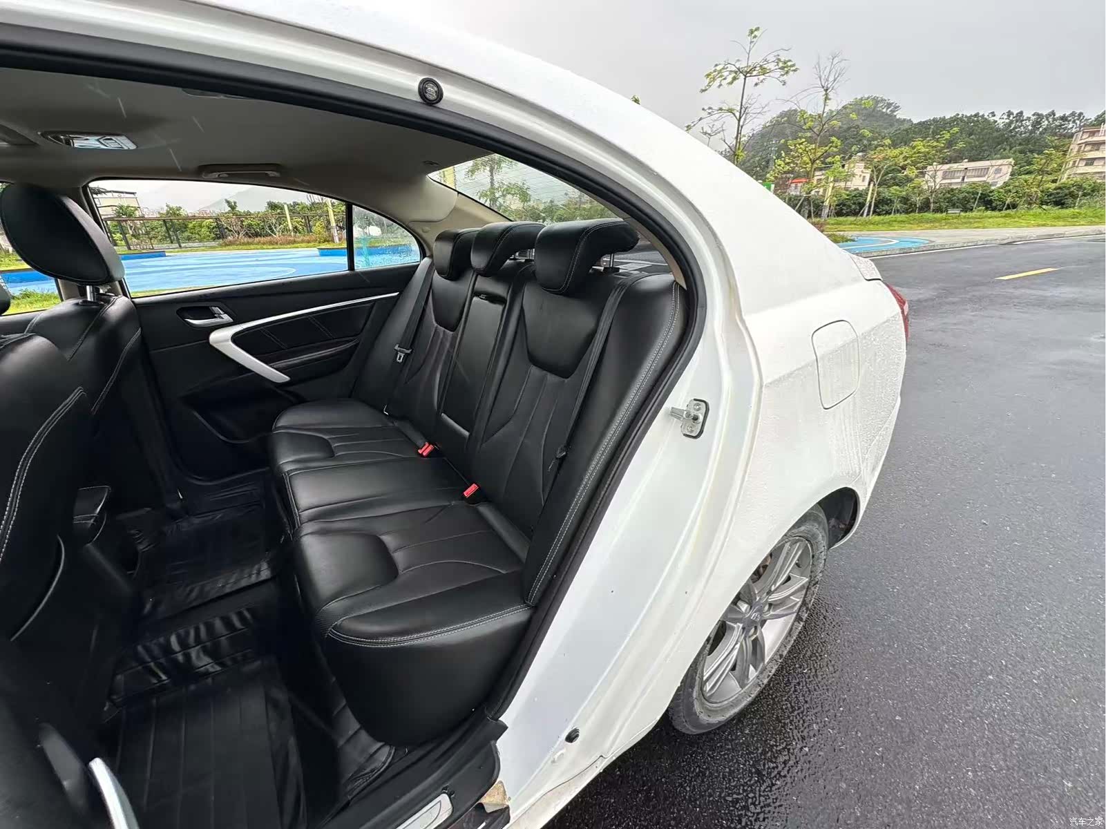 Geely Emgrand, 2017 8