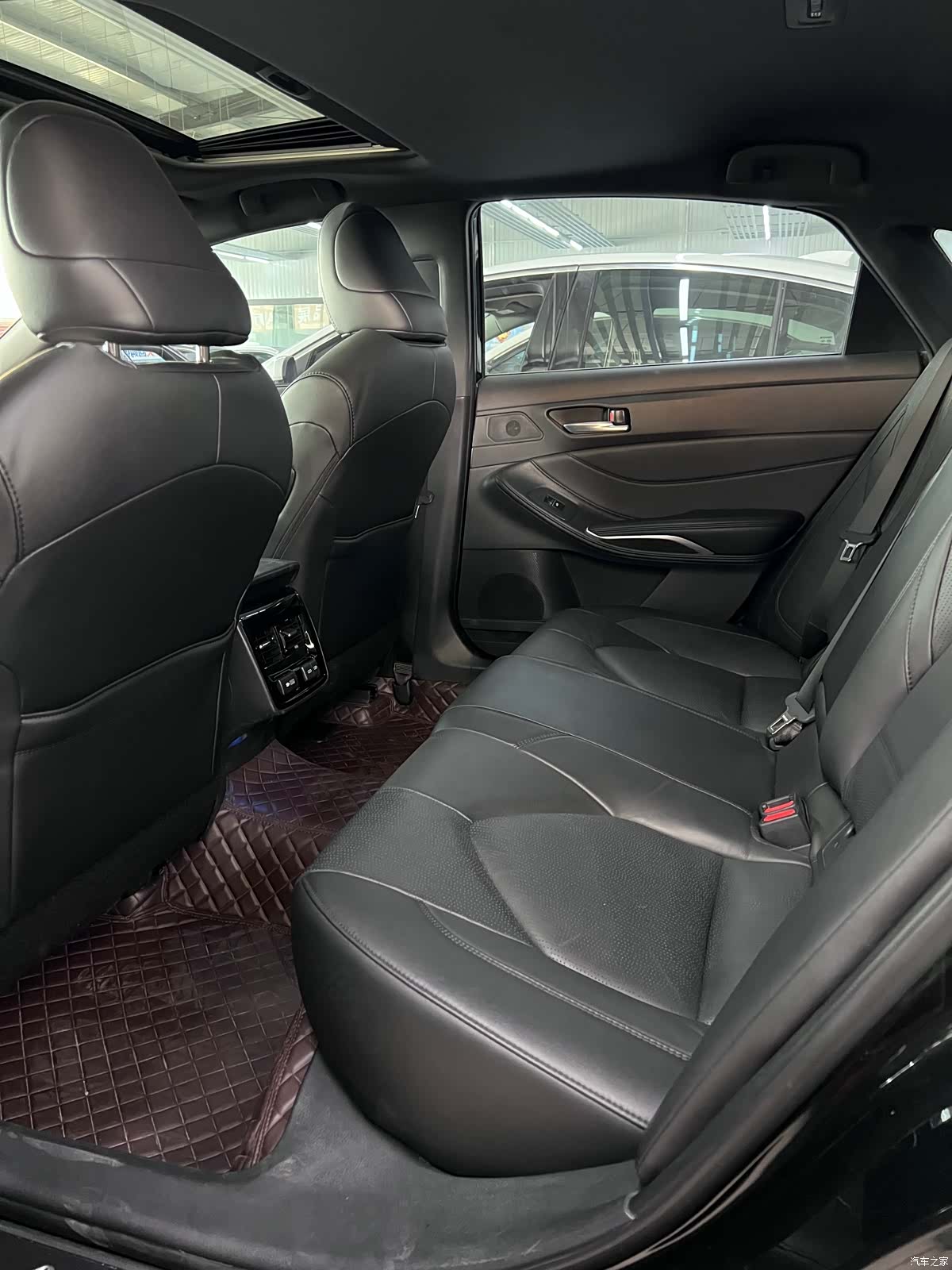 Toyota Avalon, 2024 6