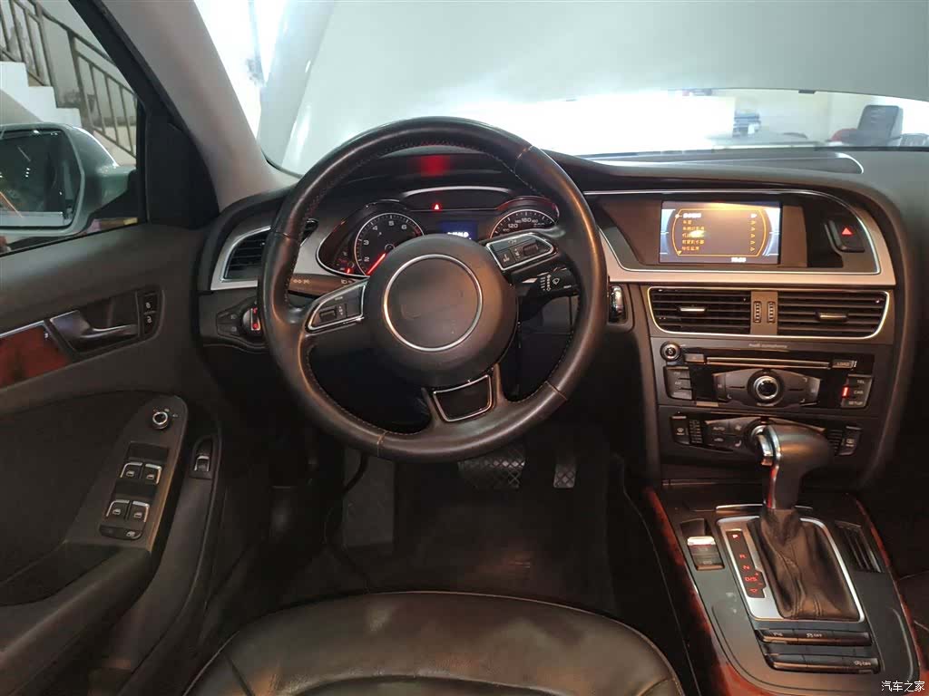 Audi A4L, 2014 4