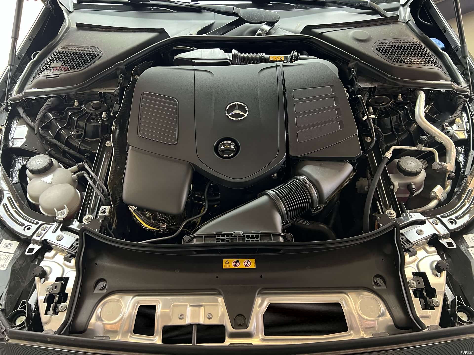 Mercedes-Benz E-Class, 2026 22