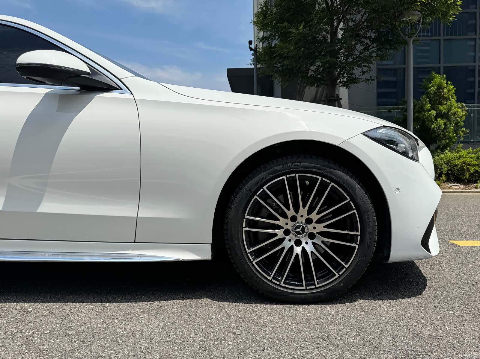 Mercedes-Benz C-Class, 2024 13