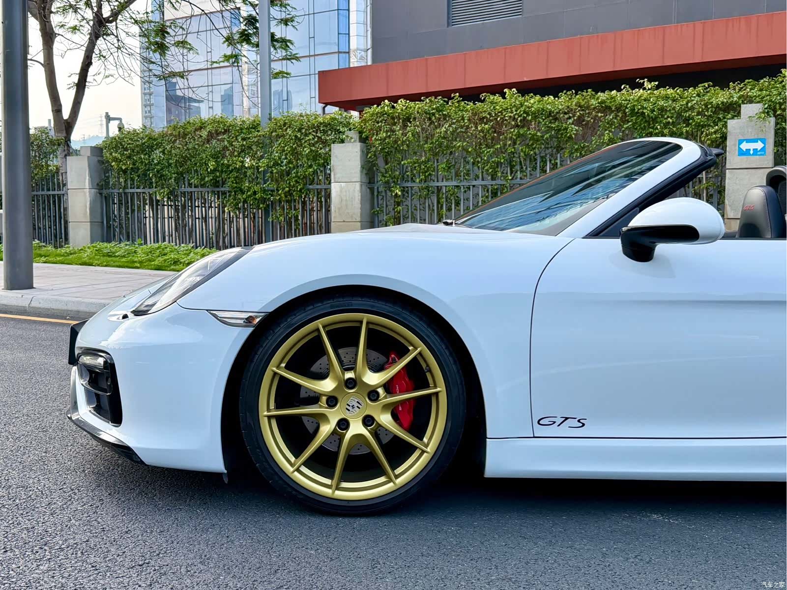 Porsche Boxster, 2015 11