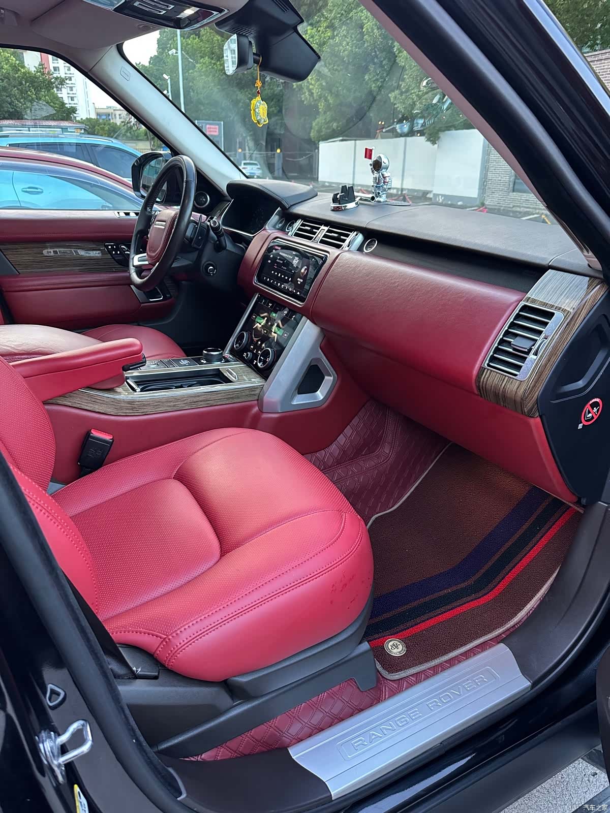 Land Rover Range Rover, 2019 10