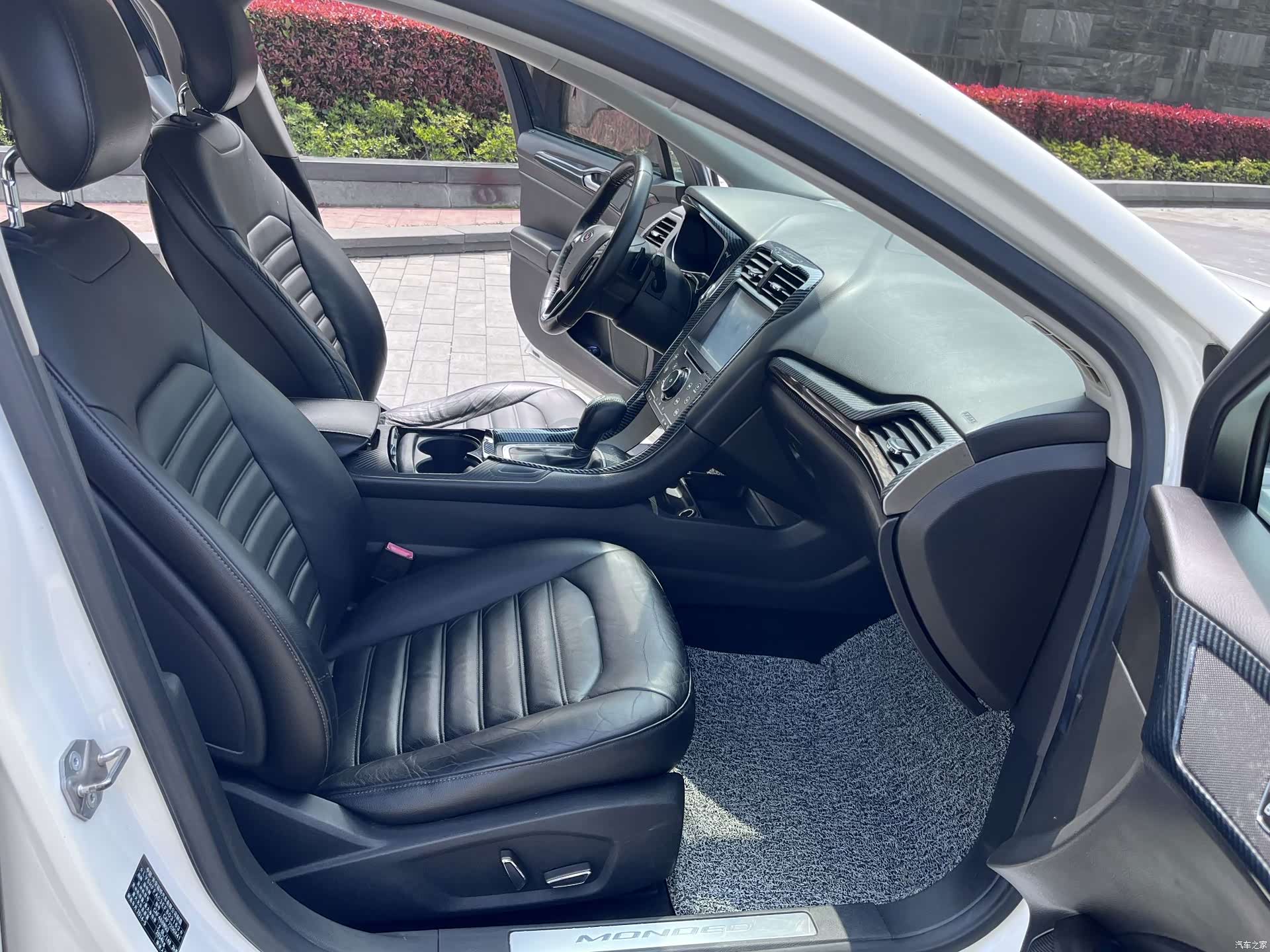 Ford Mondeo, 2014 16
