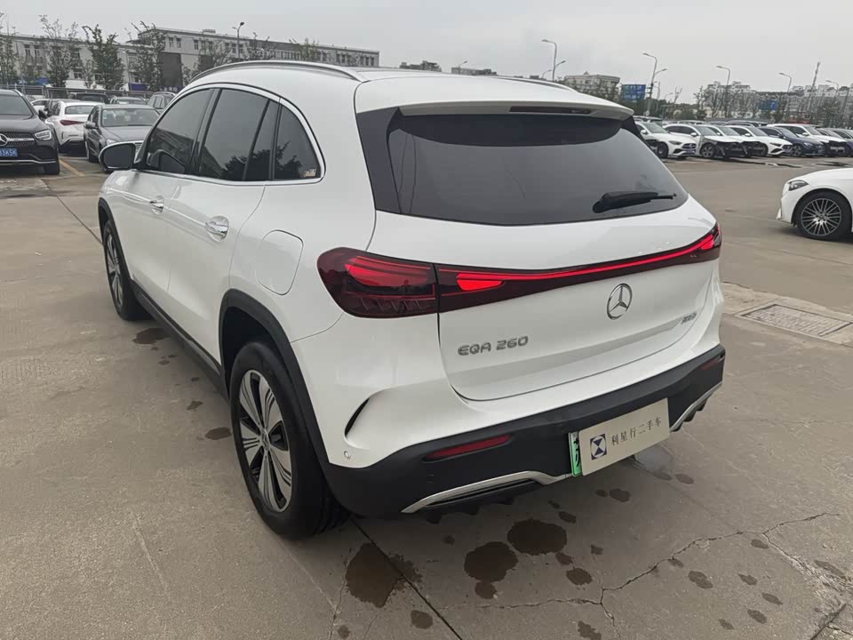 Mercedes-Benz EQA Mercedes-Benz EQA