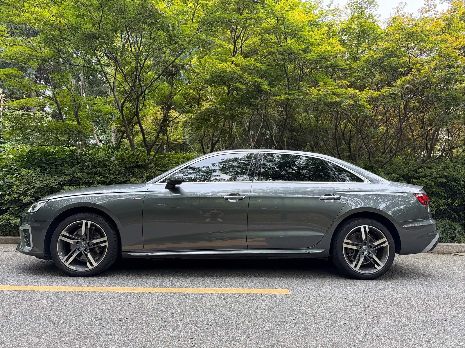 Audi A4L, 2021 13