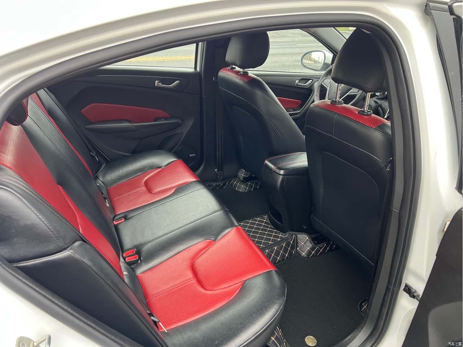 Chery 5, 2017 14