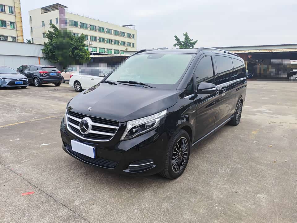 Mercedes-Benz V-class