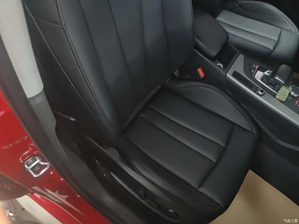 Audi A4L, 2017 25