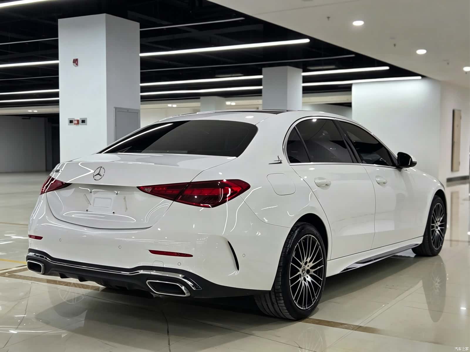 Mercedes-Benz C-Class, 2022 4