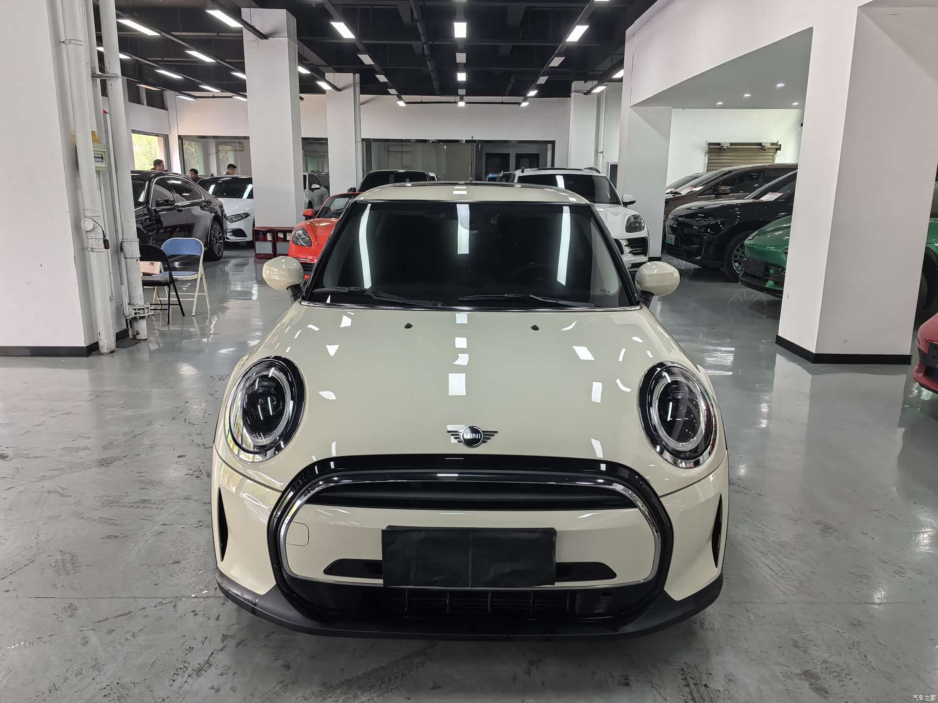 Mini ONE, 2022 2