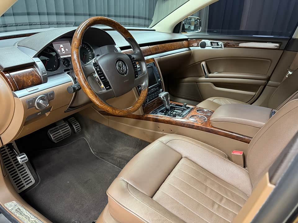 Volkswagen Phaeton