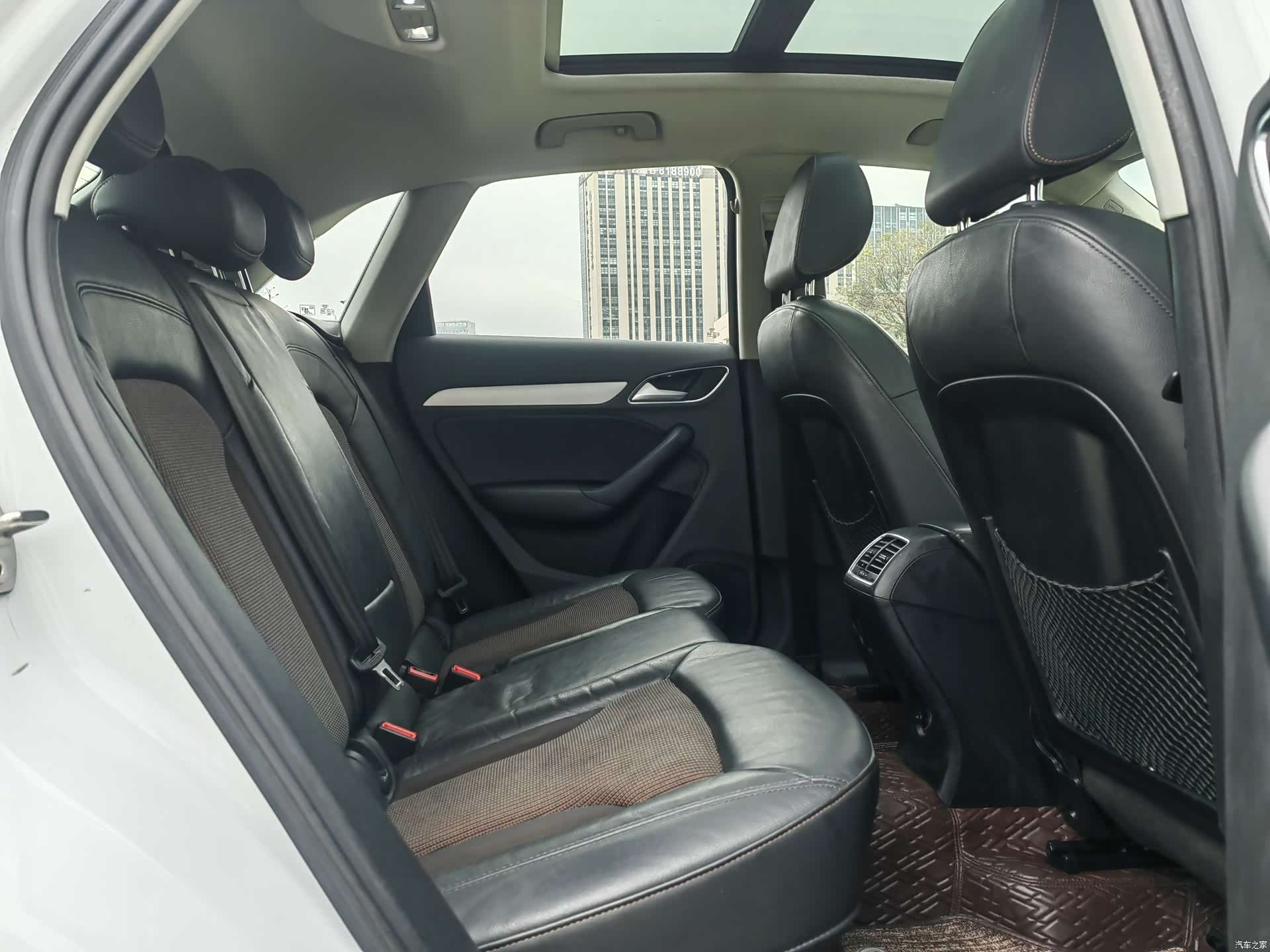Audi Q3, 2017 11