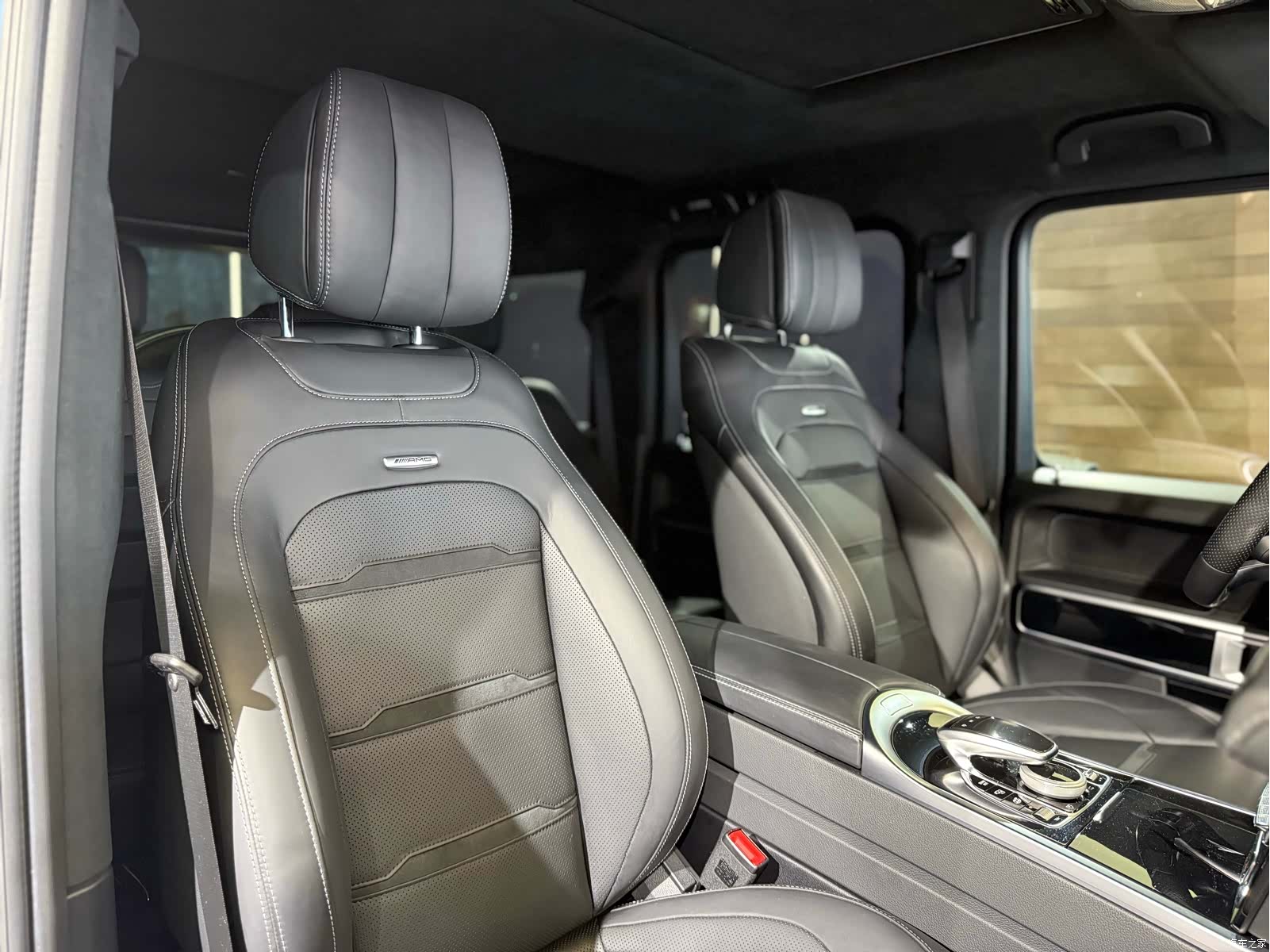 Mercedes-Benz G-Class, 2023 25