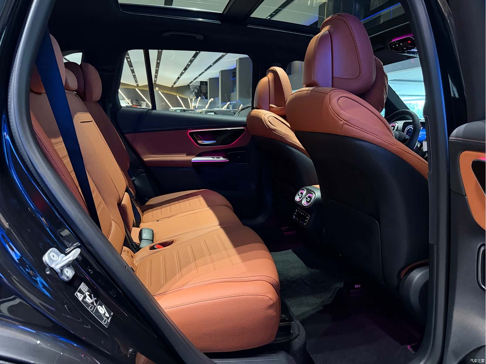Mercedes-Benz GLC, 2024 15