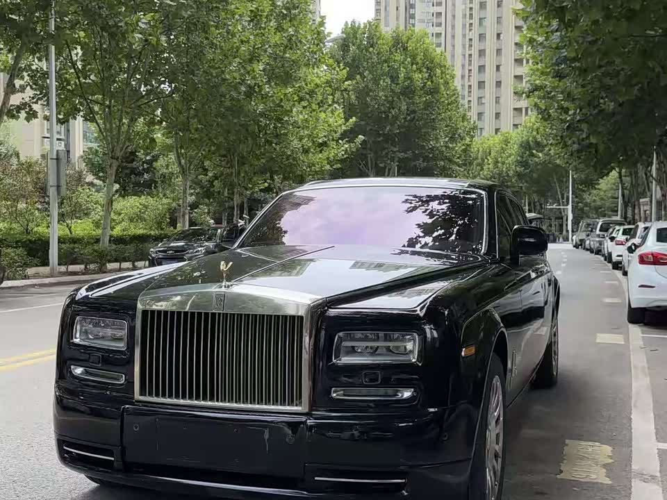 Rolls-Royce Phantom