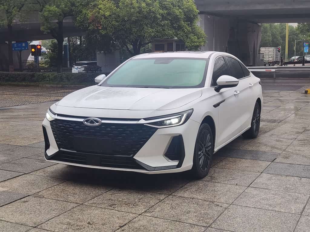 Chery Arrizo 8