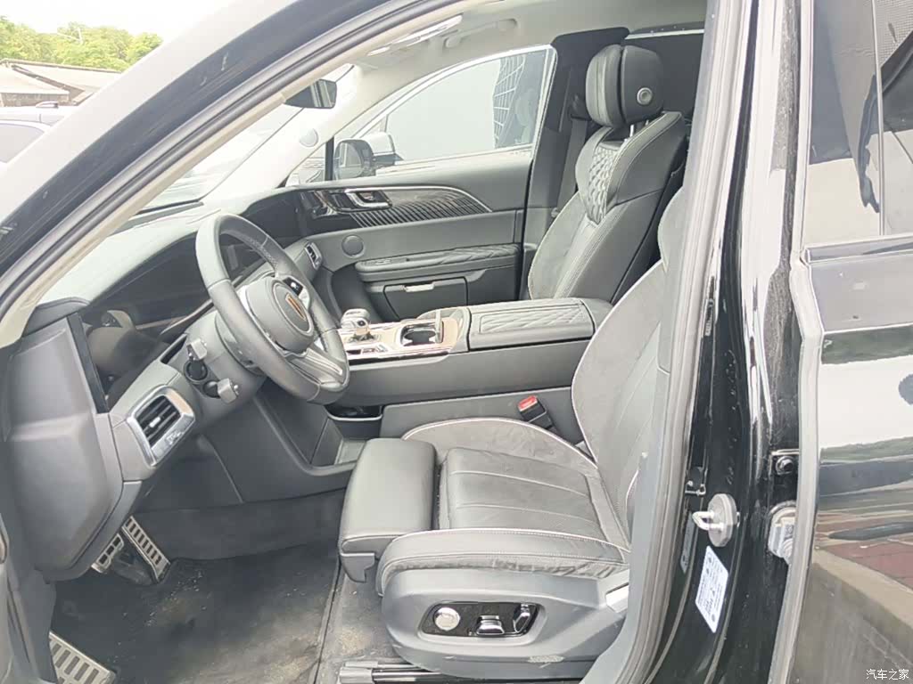 Hongqi E-HS9, 2023 15