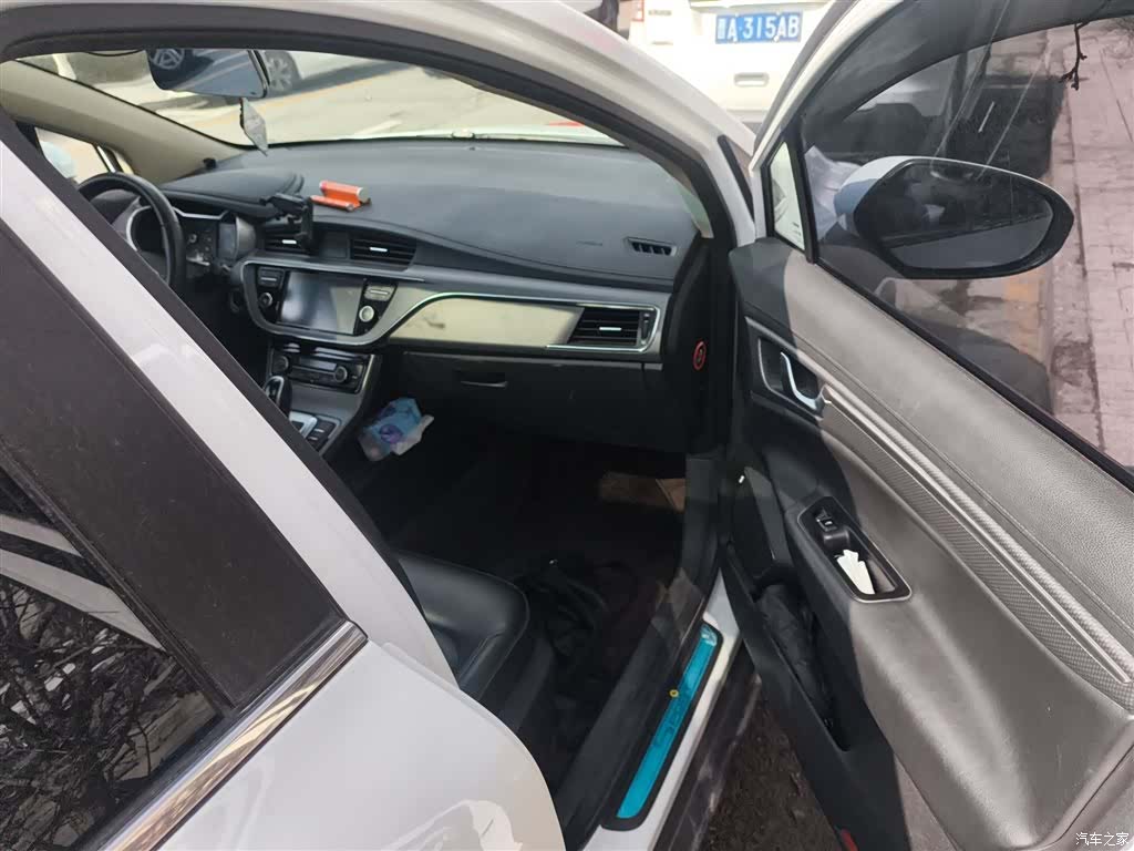 Geely Emgrand, 2017 19