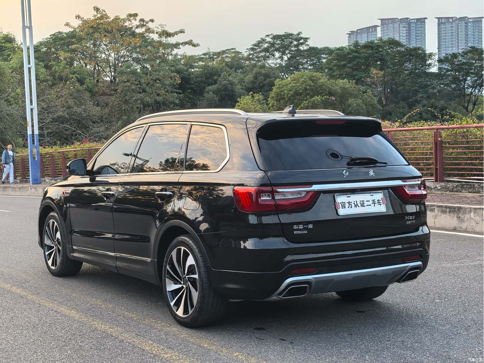 Hongqi HS7, 2021 22
