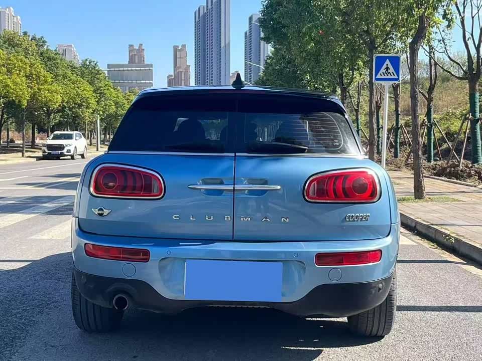 MINI CLUBMAN