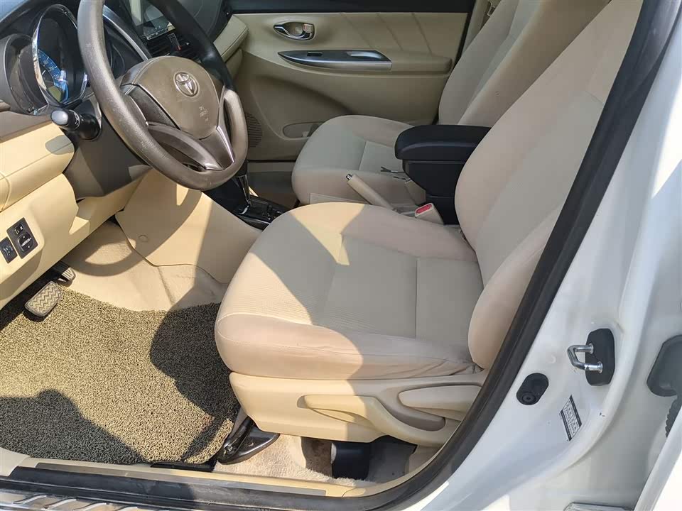 Toyota YARiS L Zhixuan