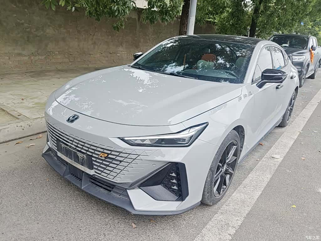 Changan UNI-V, 2023 2
