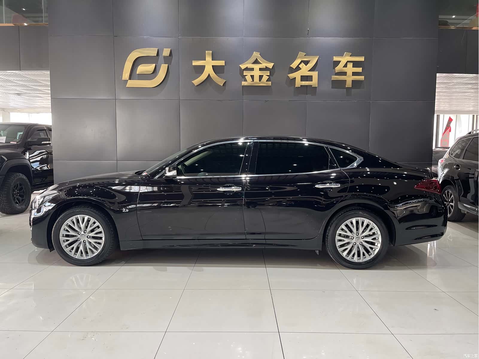 Infiniti Q70, 2018 2