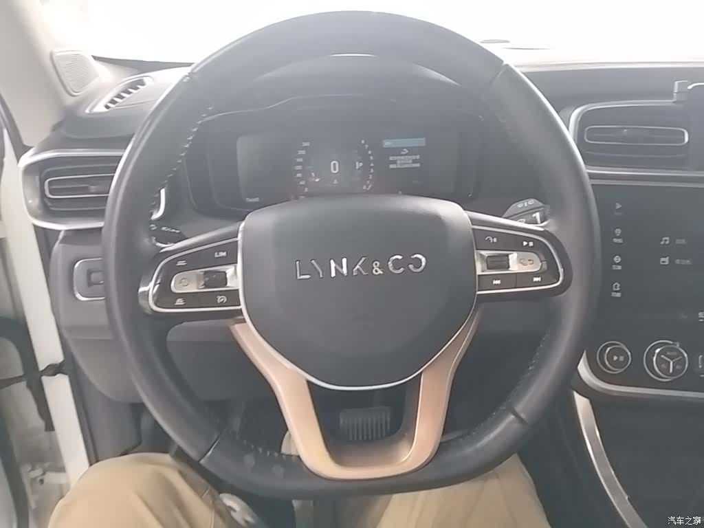 Lynk & Co 01, 2018 11