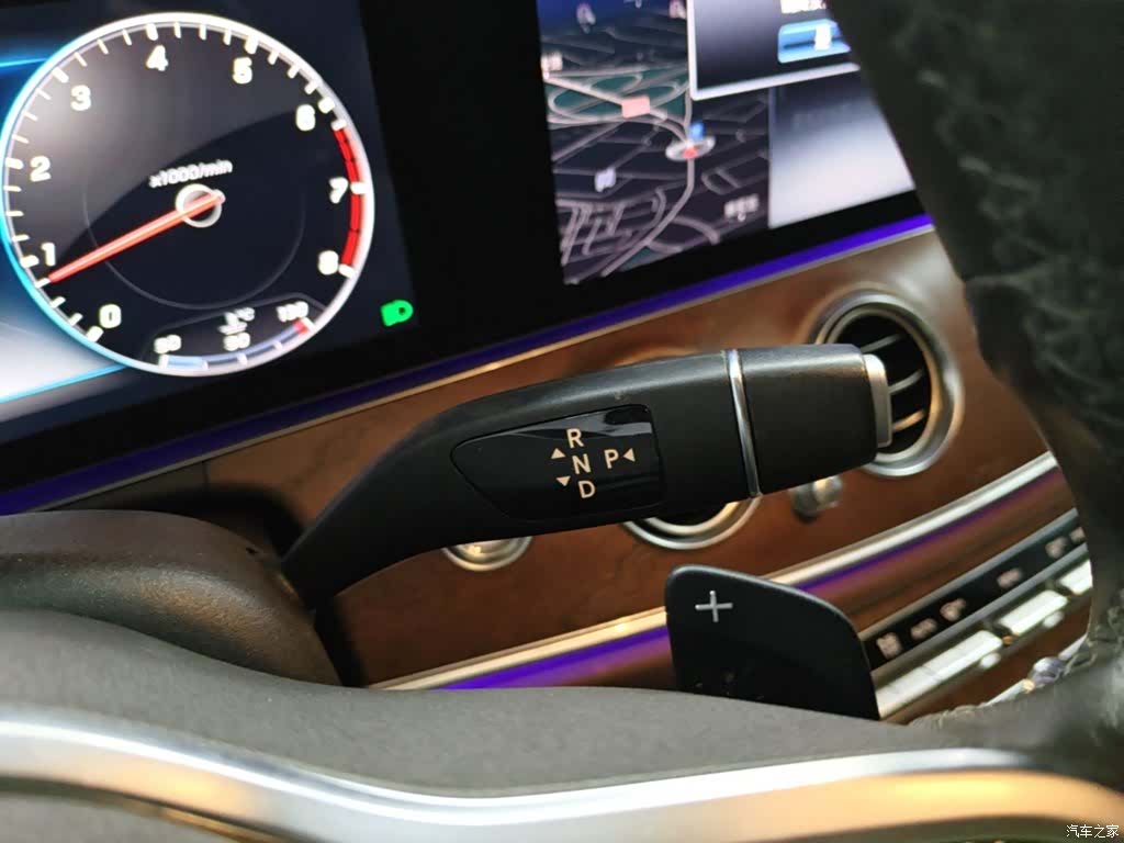 Mercedes-Benz E-Class, 2019 14