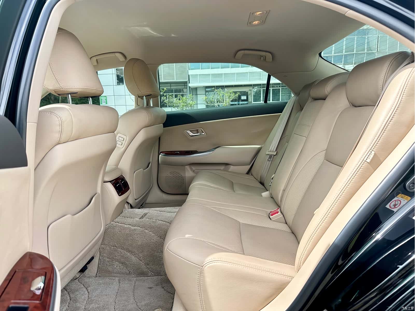 Toyota Crown, 2015 11