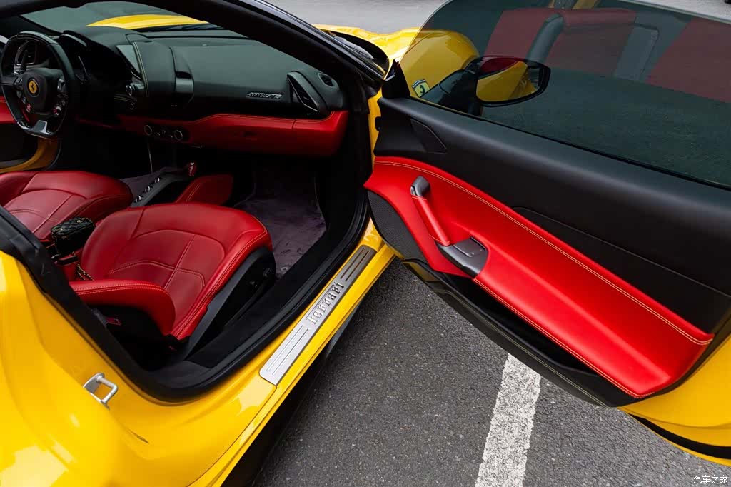 Ferrari 488, 2018 9