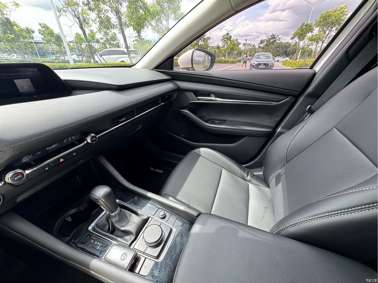 Mazda Mazda3, 2021 13