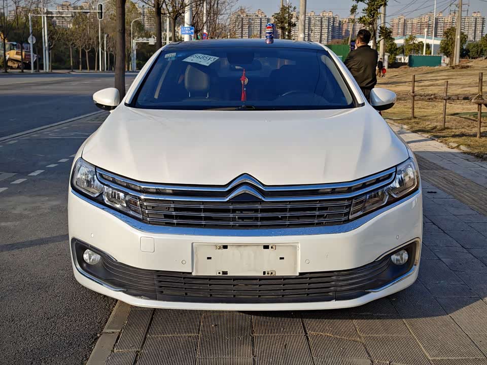 Citroen C6