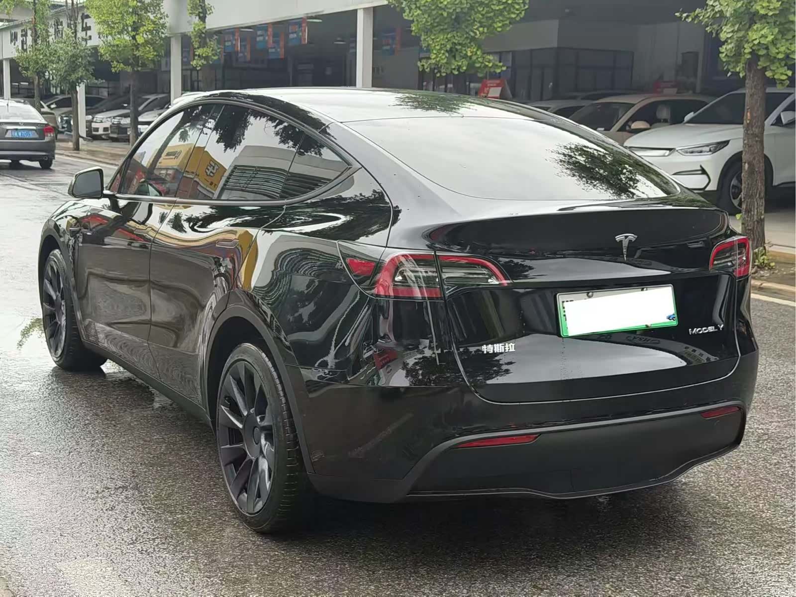Tesla Model Y, 2022 7