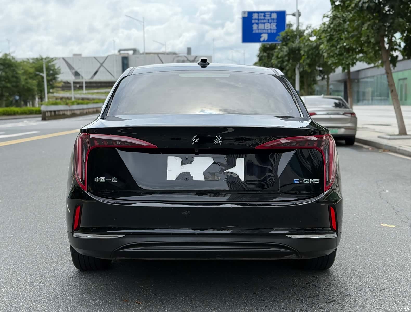Hongqi QM5, 2025 все фото