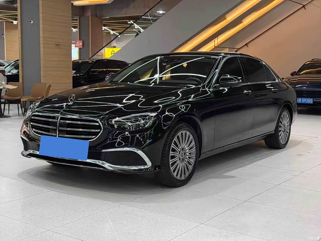 Mercedes-Benz E-Class, 2022 3