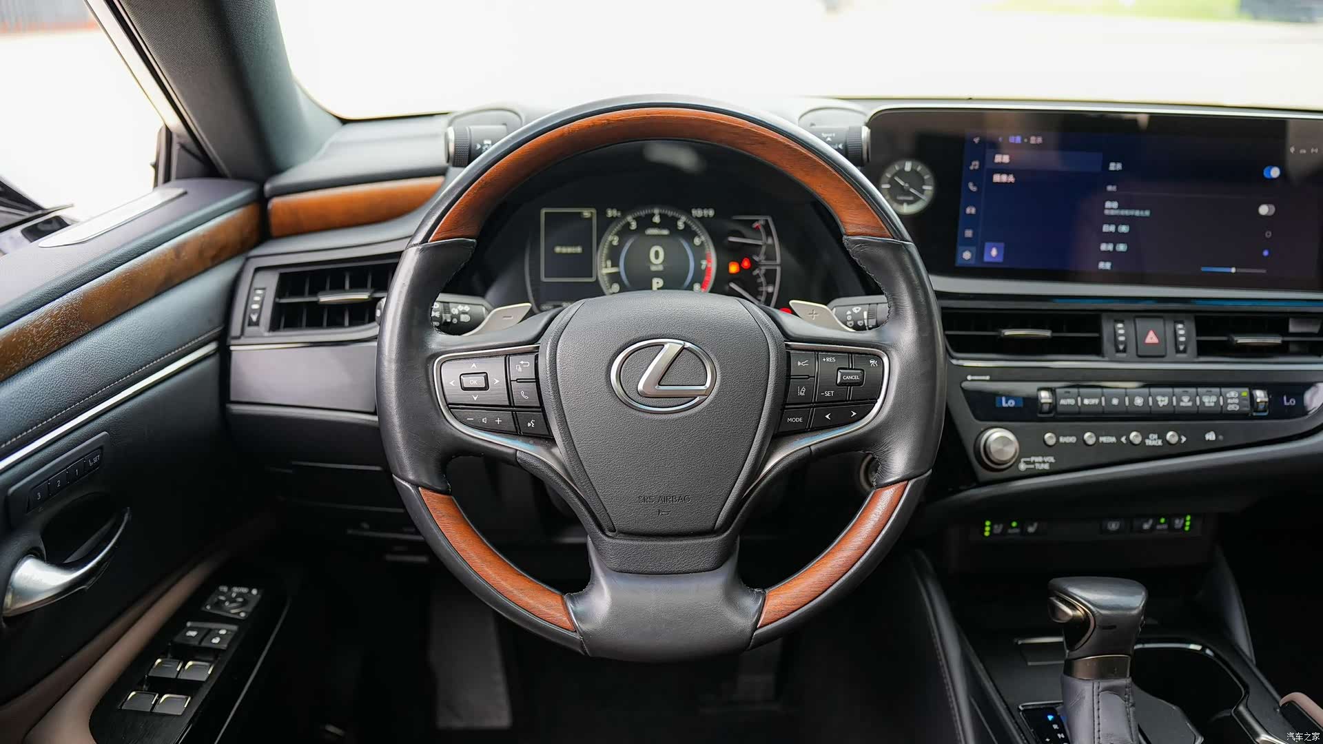 Lexus ES, 2024 18