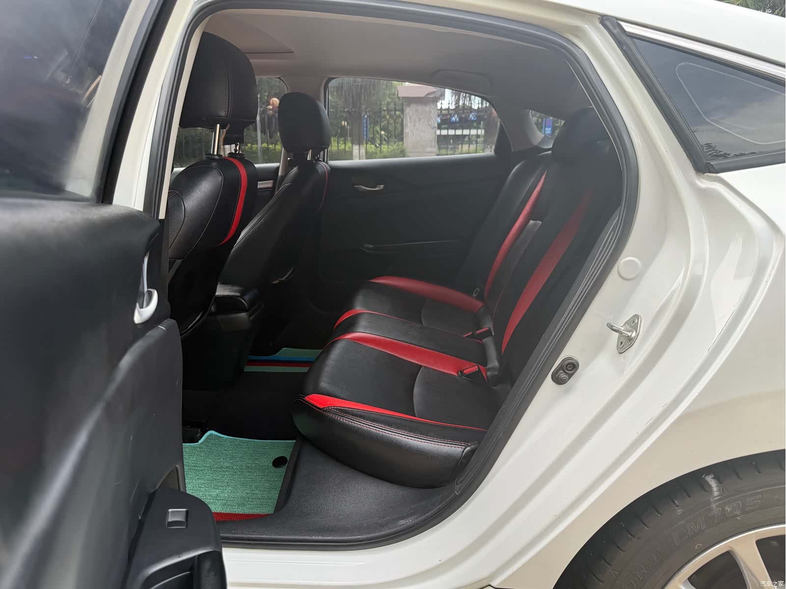 Honda Civic, 2018 все фото