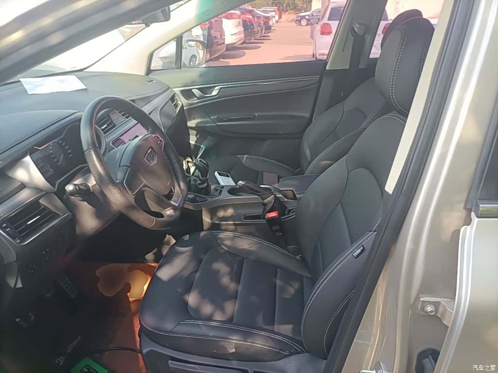 Geely Emgrand, 2018 15