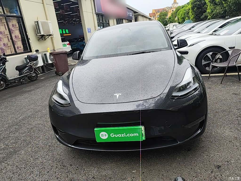 Tesla Model Y, 2024 3