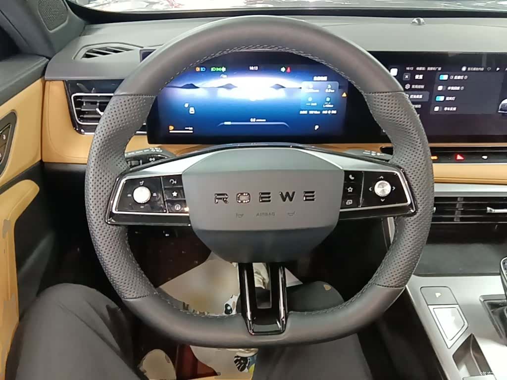 Roewe RX5, 2025 11